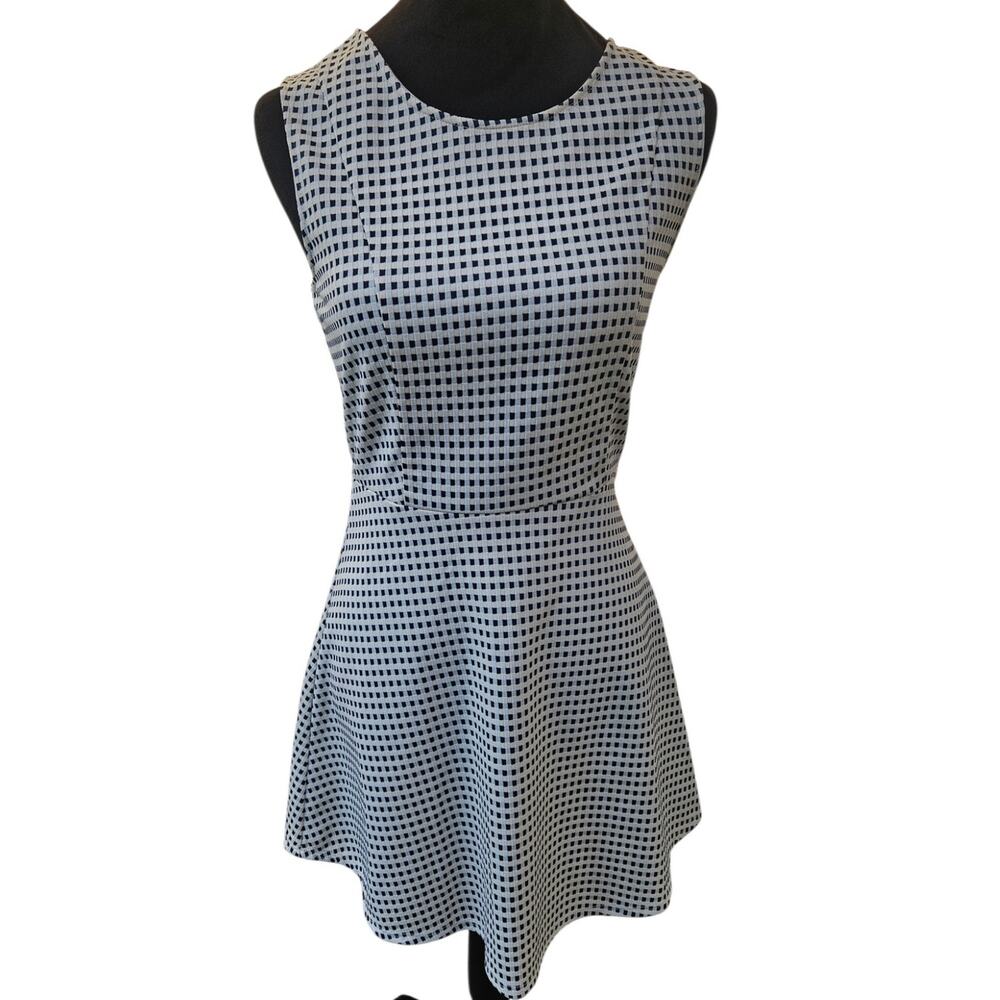 Kenneth Cole Fit and Flare Dress Black White Sleeveless Dress Size X-Small